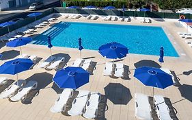 Nautilus Hotel